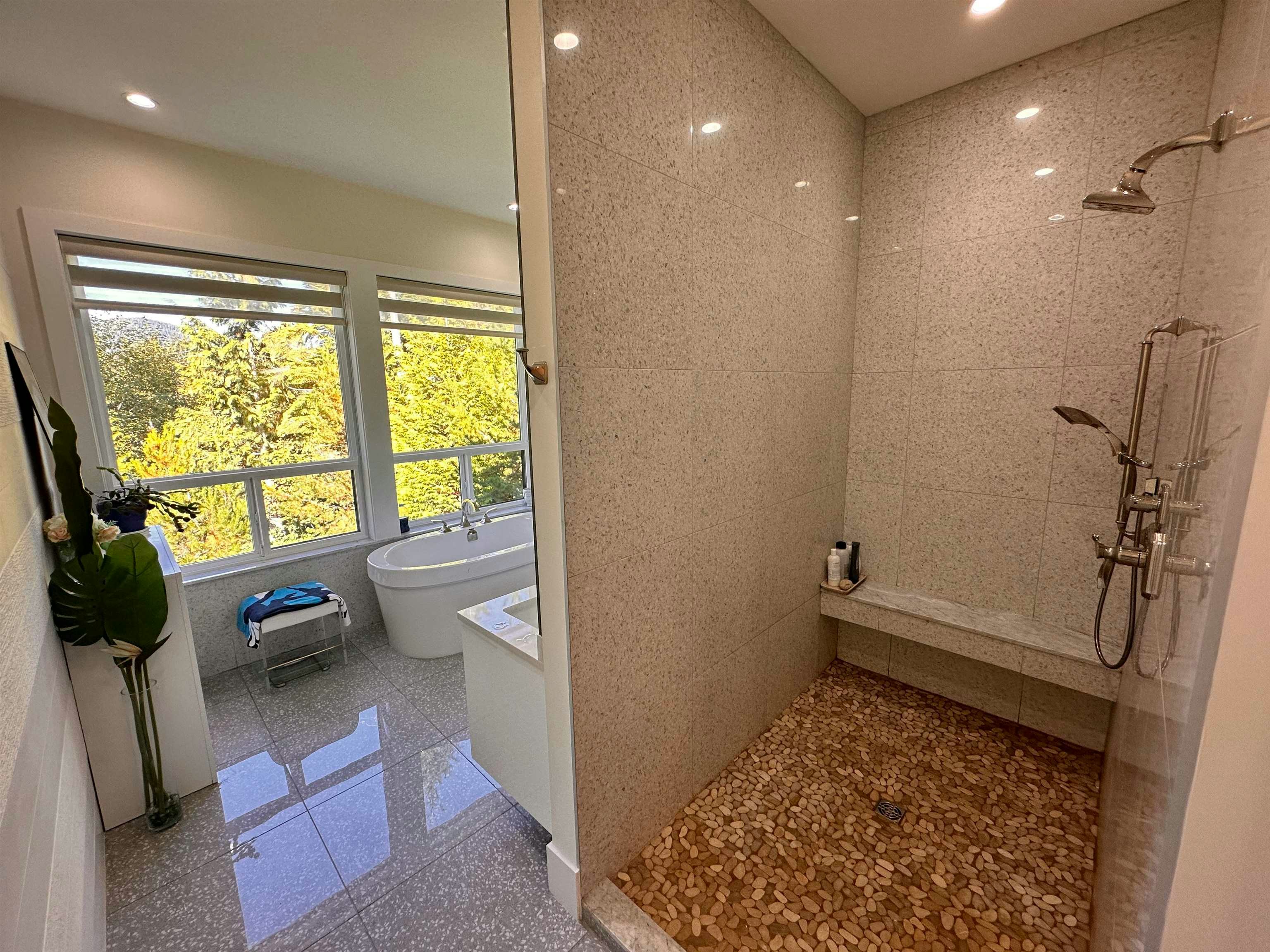 2425 Leggett Drive, Port Moody, BC, V3H 4W9 - 13