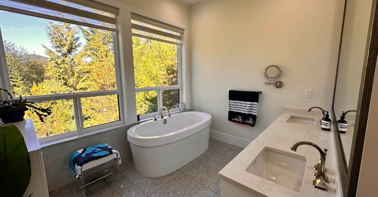 2425 Leggett Drive, Port Moody, BC, V3H 4W9 - 14