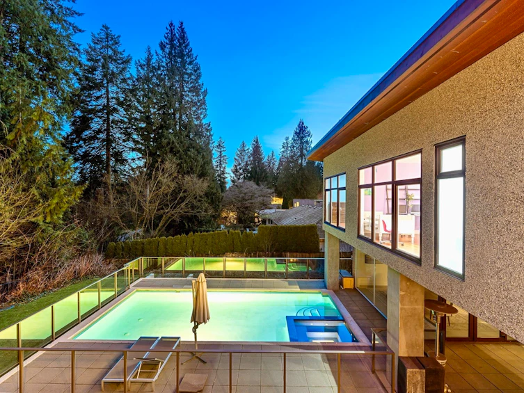 388 Hidhurst Place, West Vancouver, BC, V7S 1K1 - 20