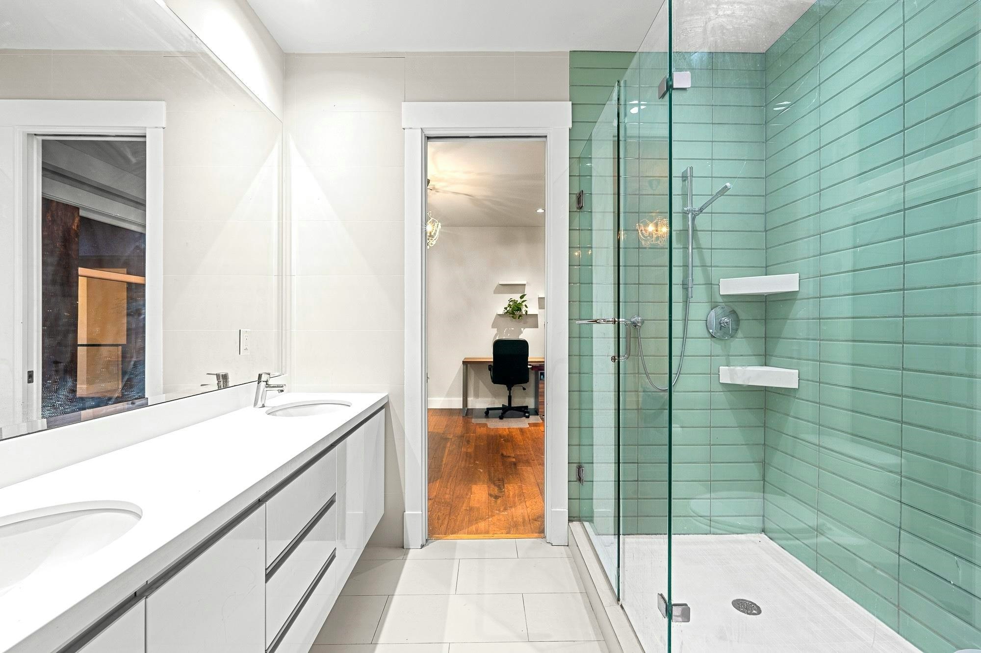 388 Hidhurst Place, West Vancouver, BC, V7S 1K1 - 22