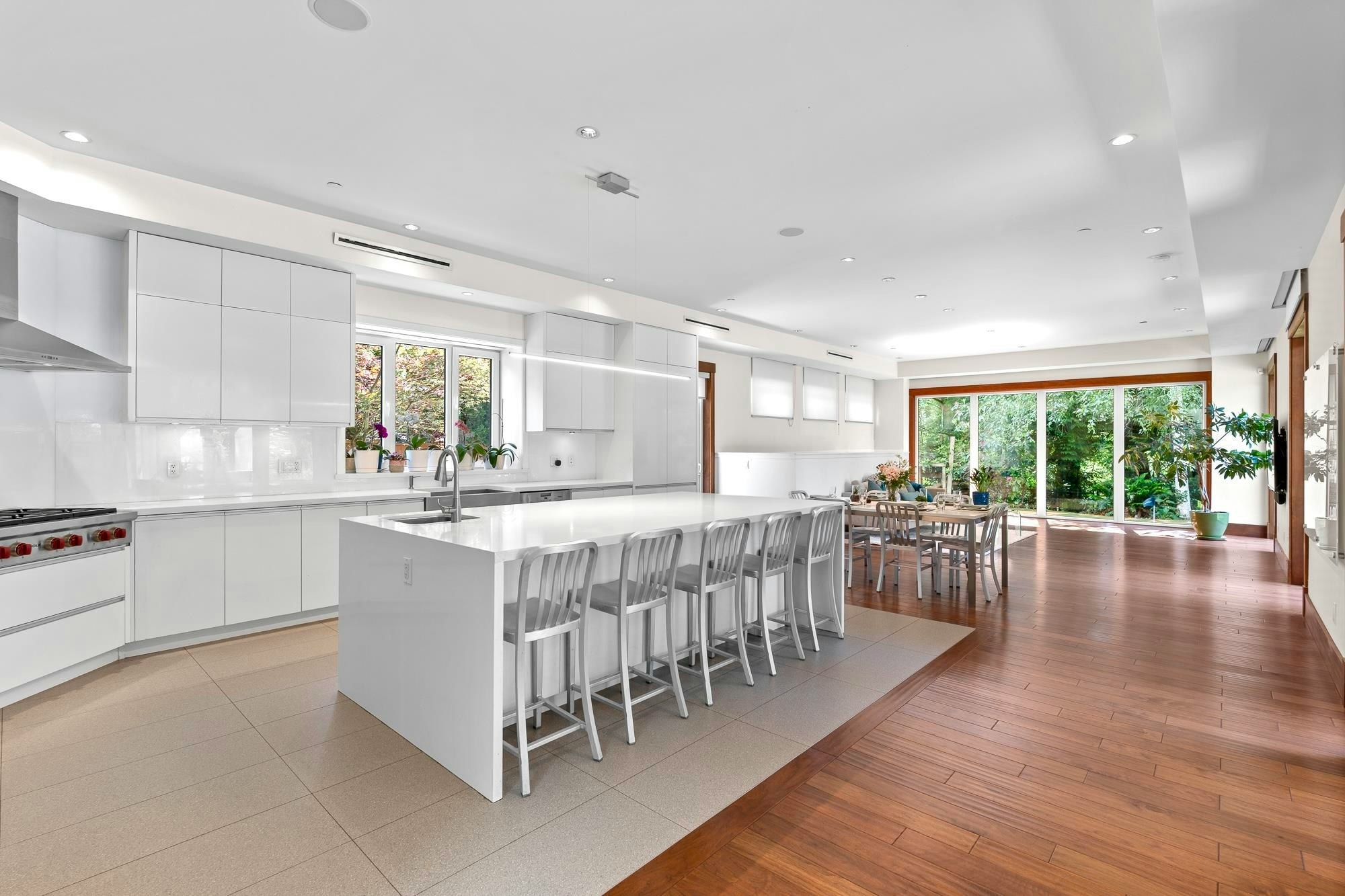 388 Hidhurst Place, West Vancouver, BC, V7S 1K1 - 10