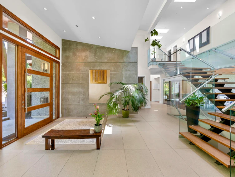 388 Hidhurst Place, West Vancouver, BC, V7S 1K1 - 3