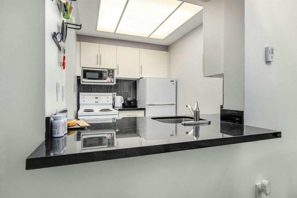 207-1450 Laburnum Street, Vancouver, BC, V6J 3W3 - 8