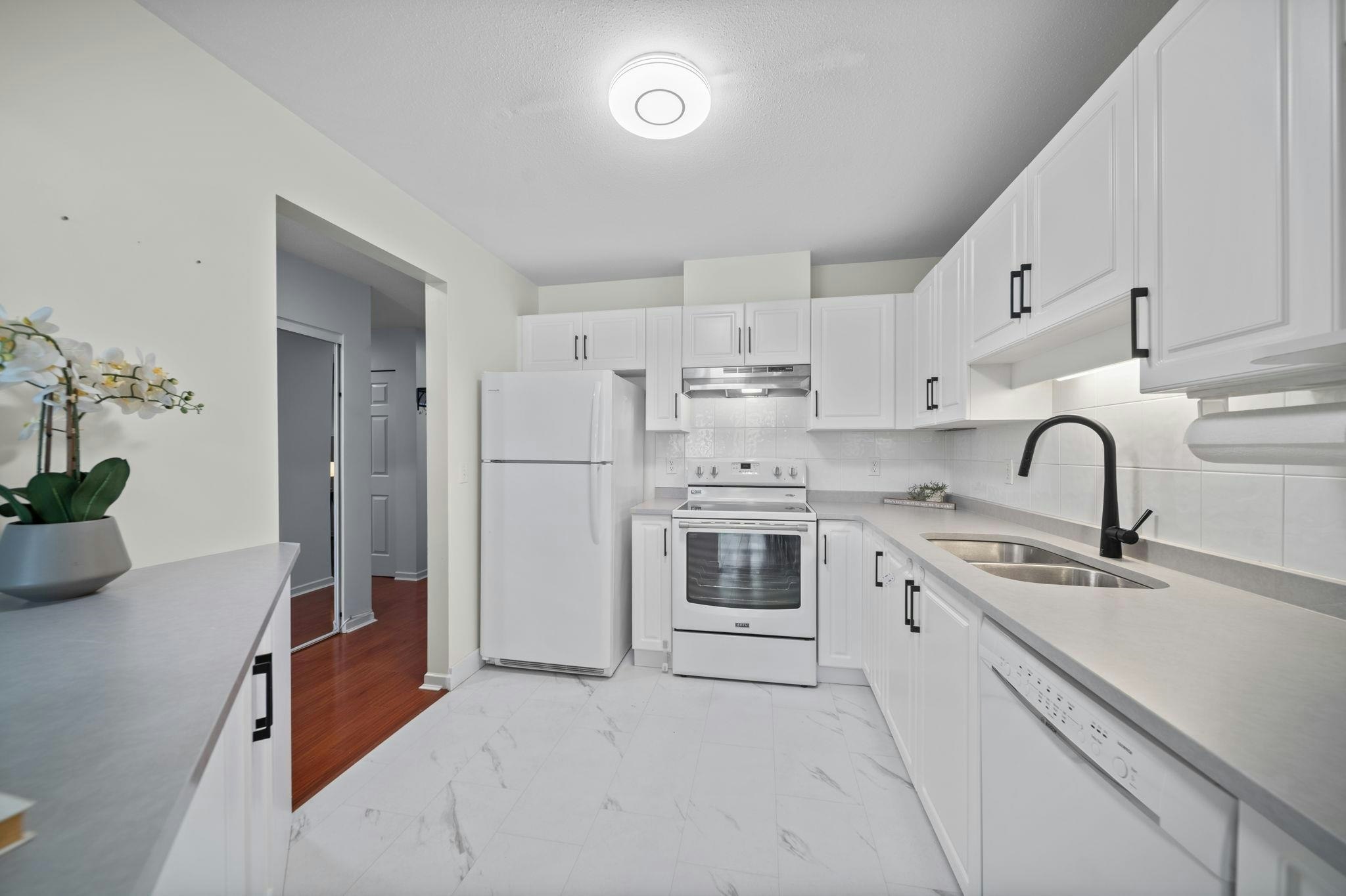 401-22233 River Road, Maple Ridge, BC, V2X 3N7 - 9