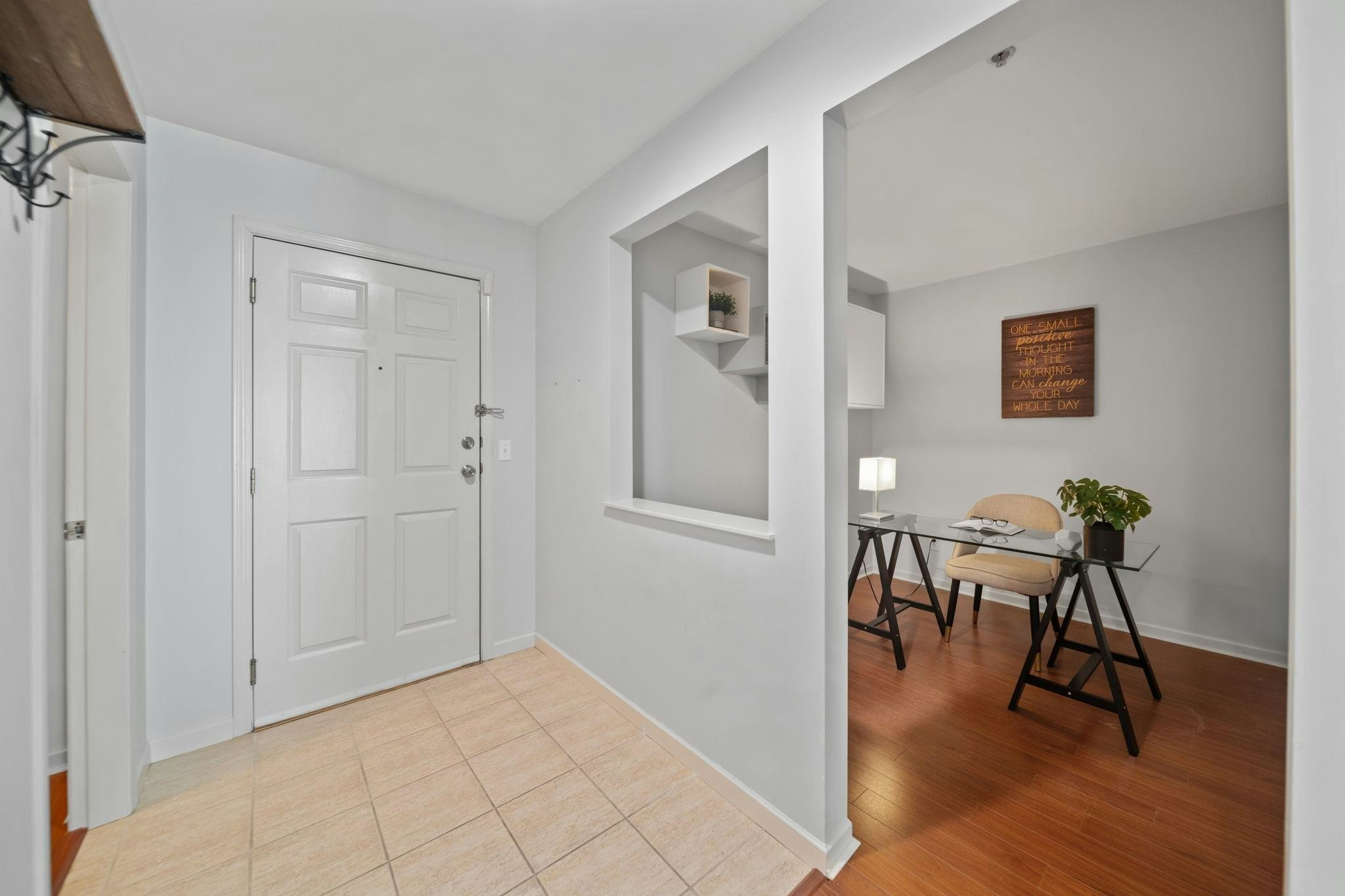 401-22233 River Road, Maple Ridge, BC, V2X 3N7 - 22