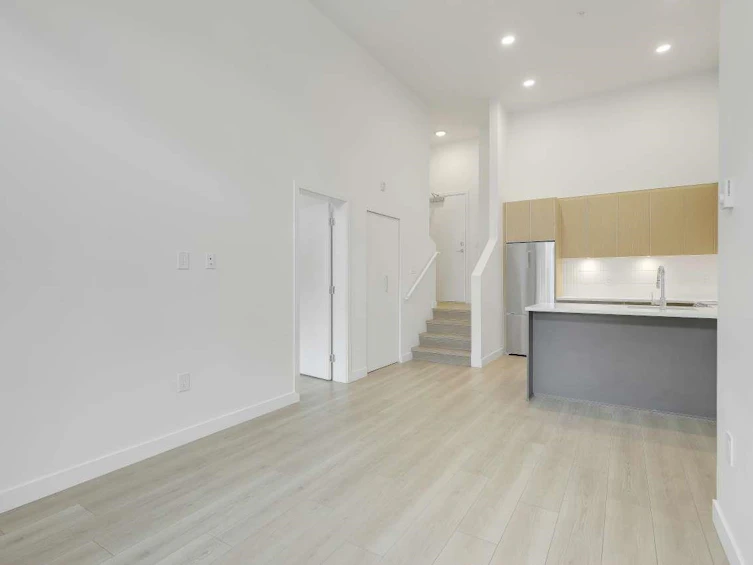 119-10777 138 Street, Surrey, BC, V3T 0T5 - 9