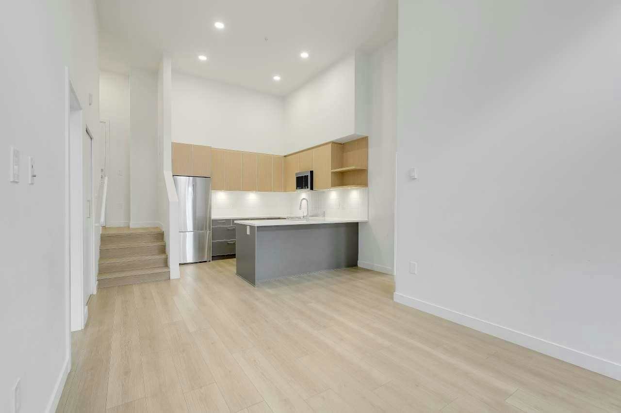 119-10777 138 Street, Surrey, BC, V3T 0T5 - 11