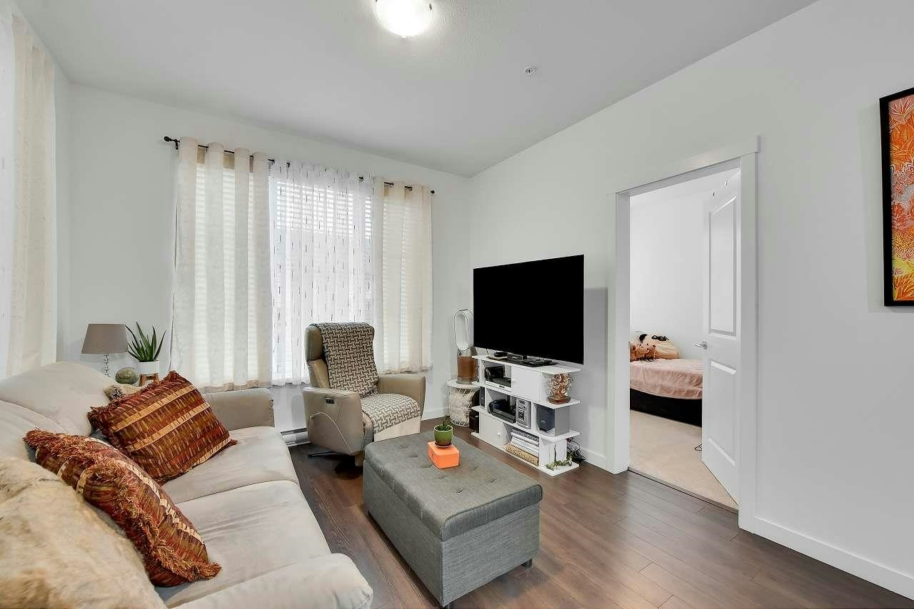 209-15835 85 Avenue - 4