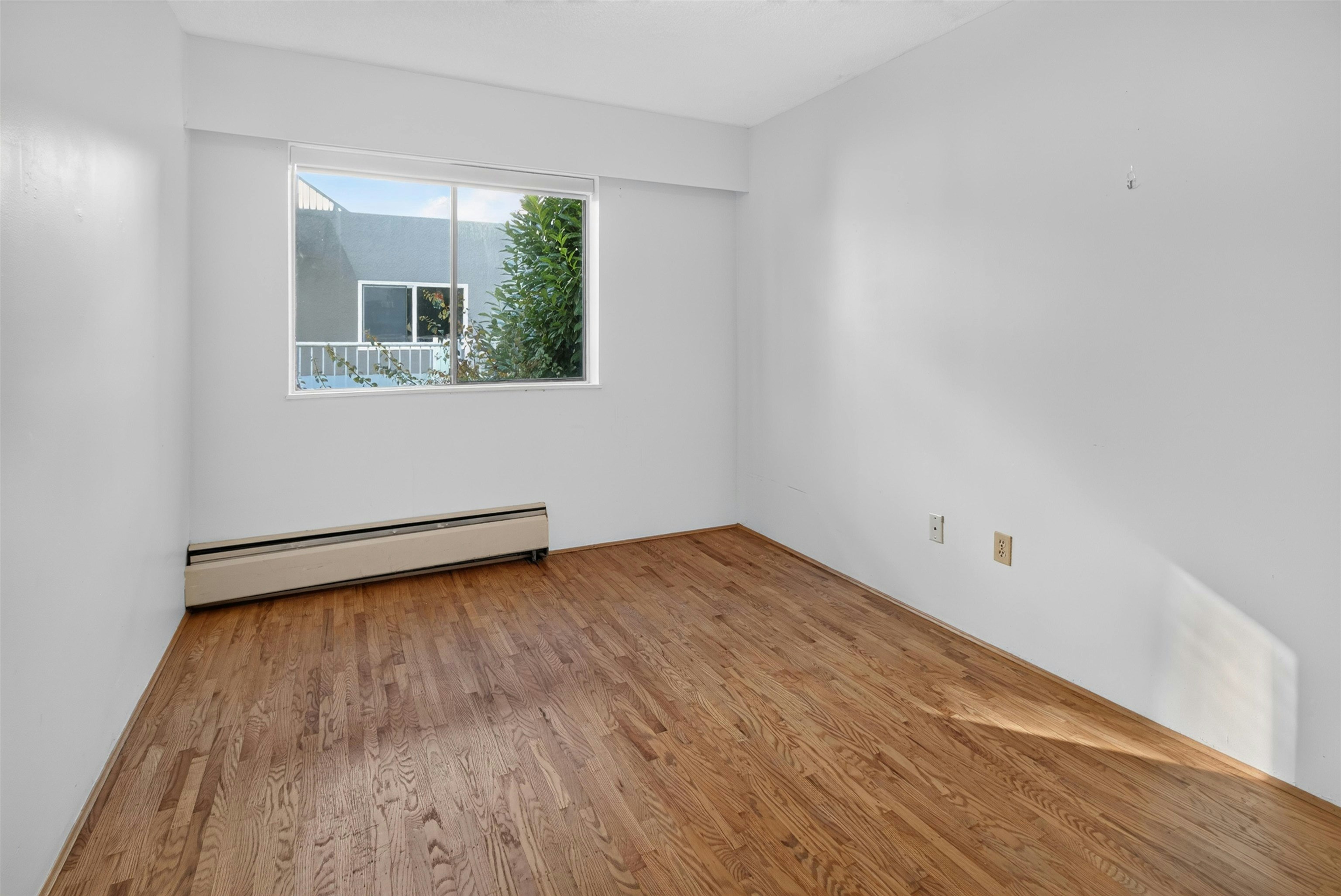 107-5127 Irving Street, Burnaby, BC, V5H 1T6 - 9