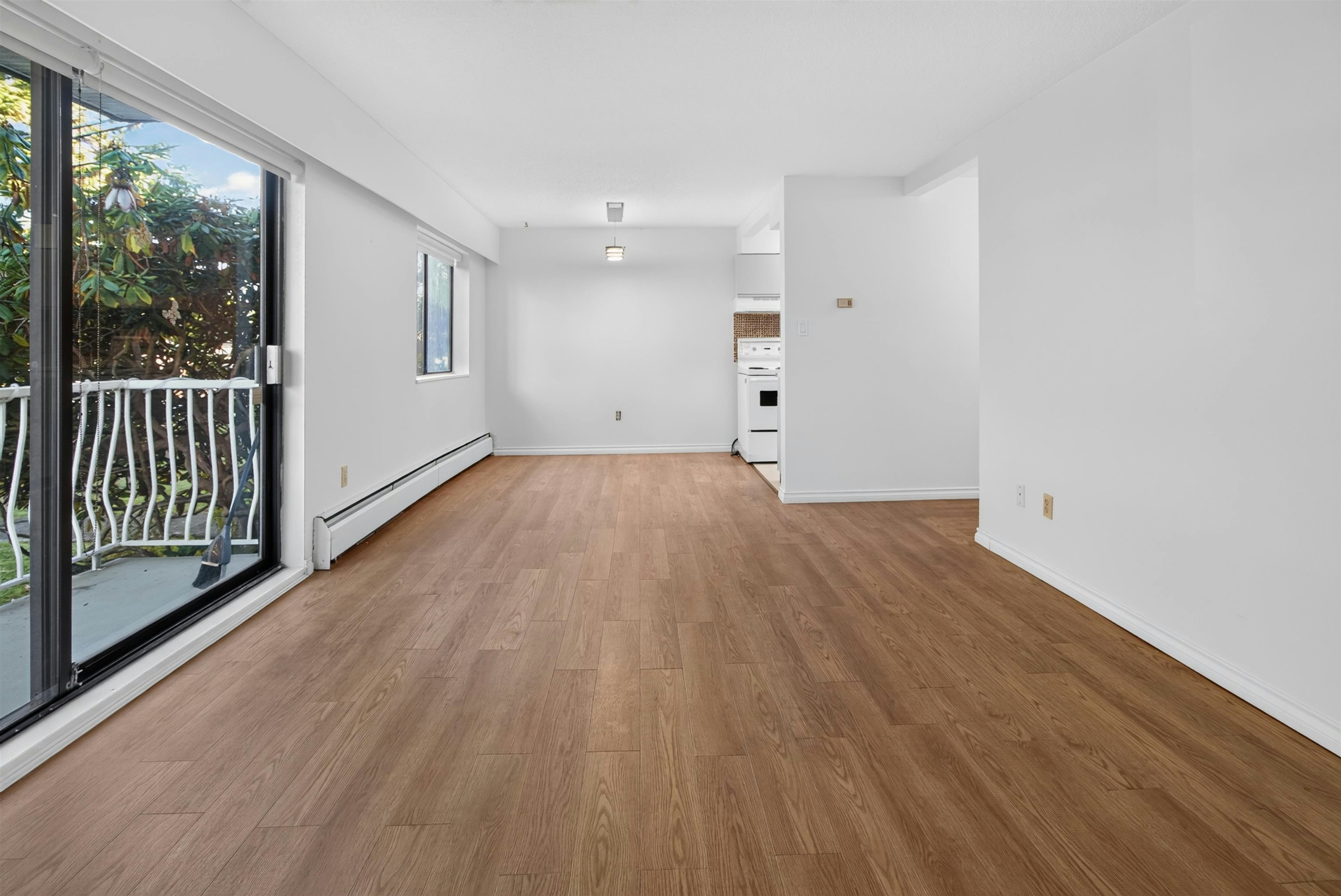 107-5127 Irving Street, Burnaby, BC, V5H 1T6 - 2