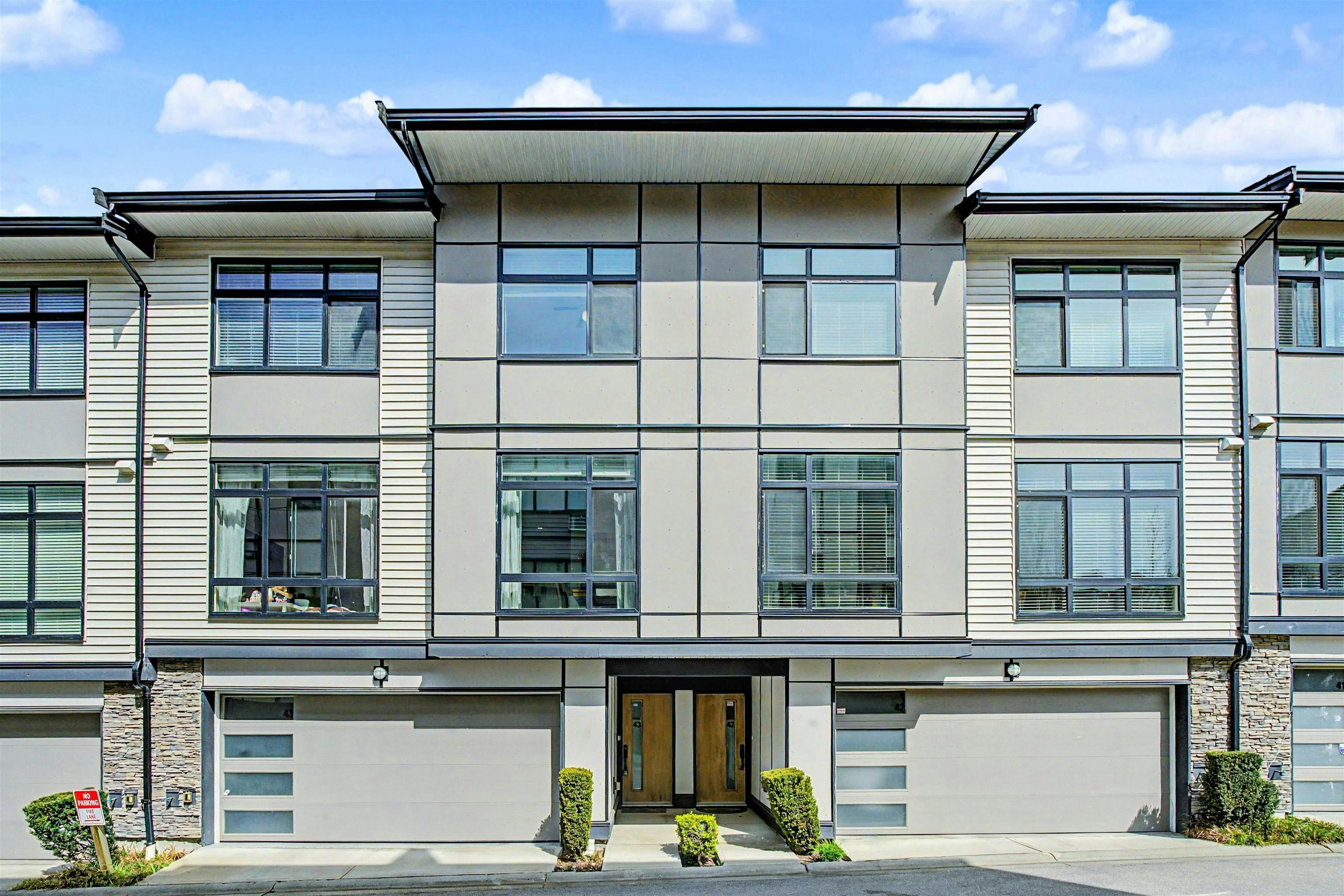 43-14057 60a Avenue, Surrey, BC, V3X 0J2