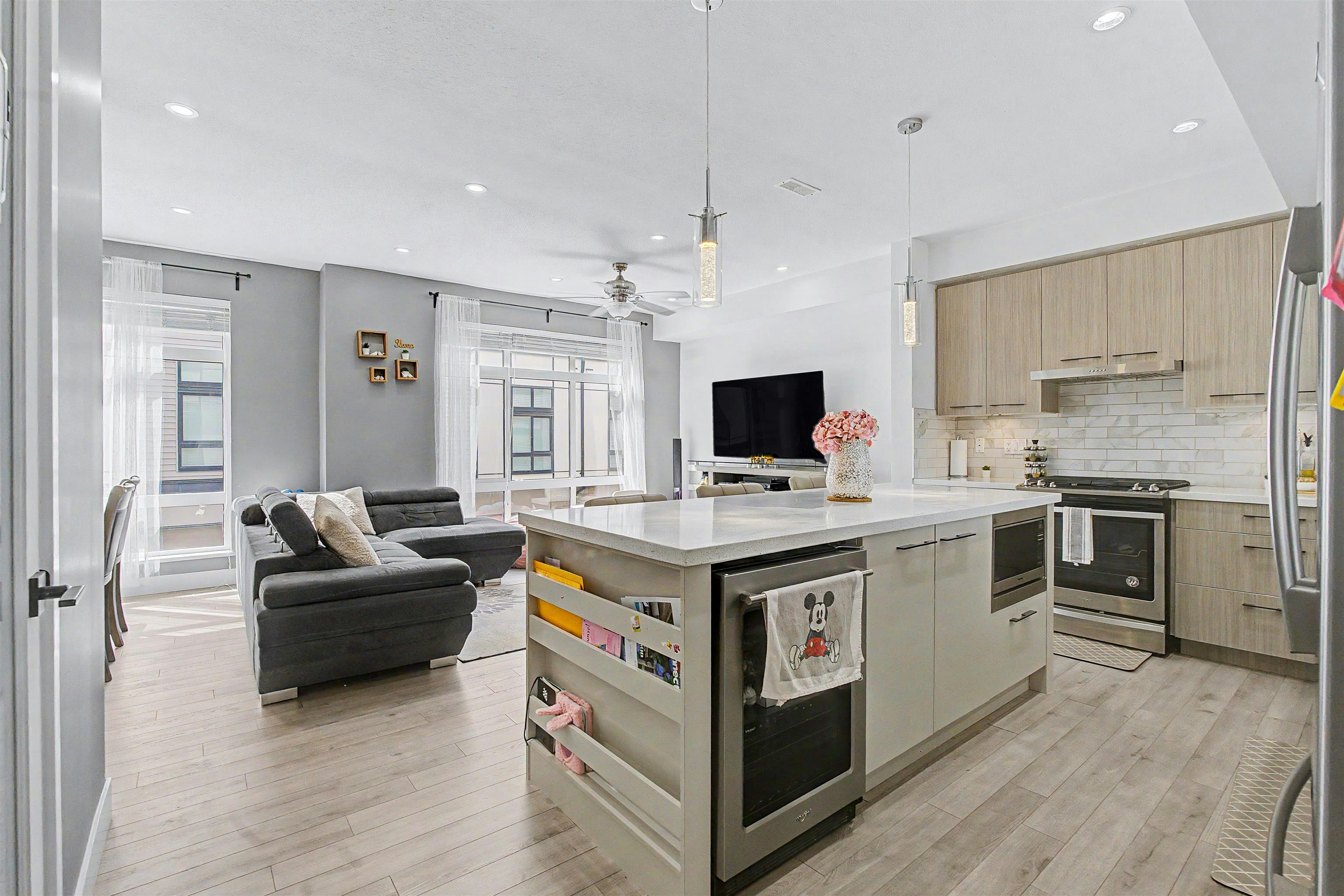 43-14057 60a Avenue, Surrey, BC, V3X 0J2 - 2