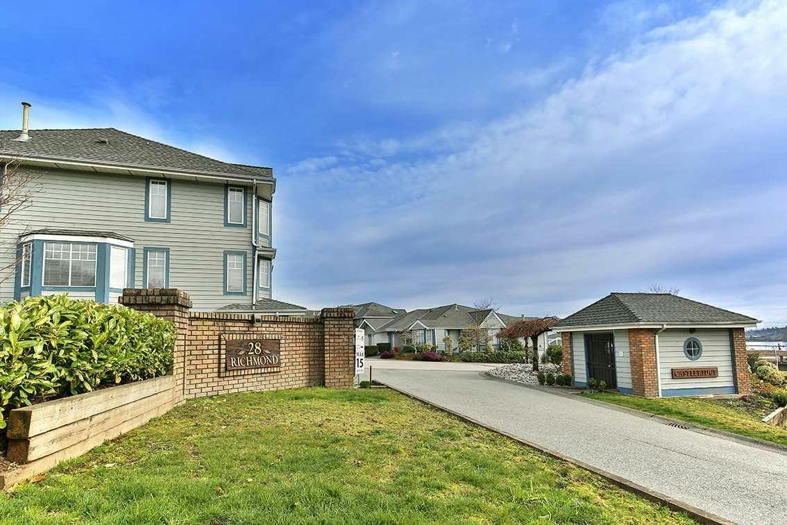 136-28 Richmond Street, New Westminster, BC, V3L 5P4