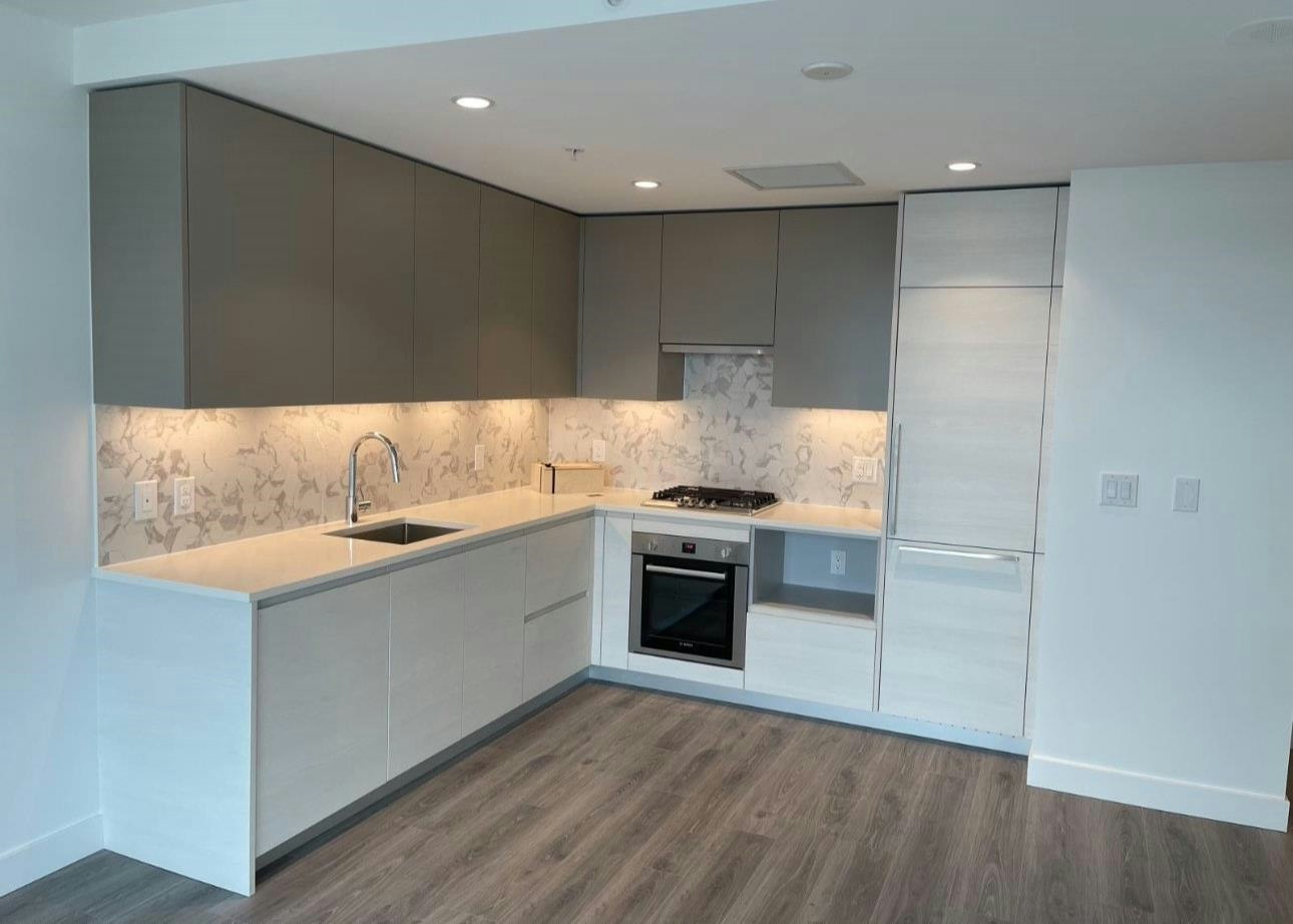1708-8188 Fraser St, Vancouver, BC, V5X 0J8 - 2