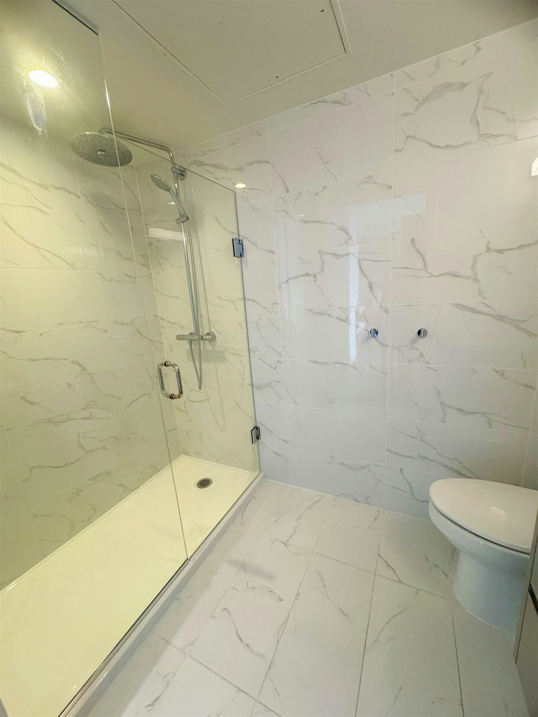 1708-8188 Fraser St, Vancouver, BC, V5X 0J8 - 12