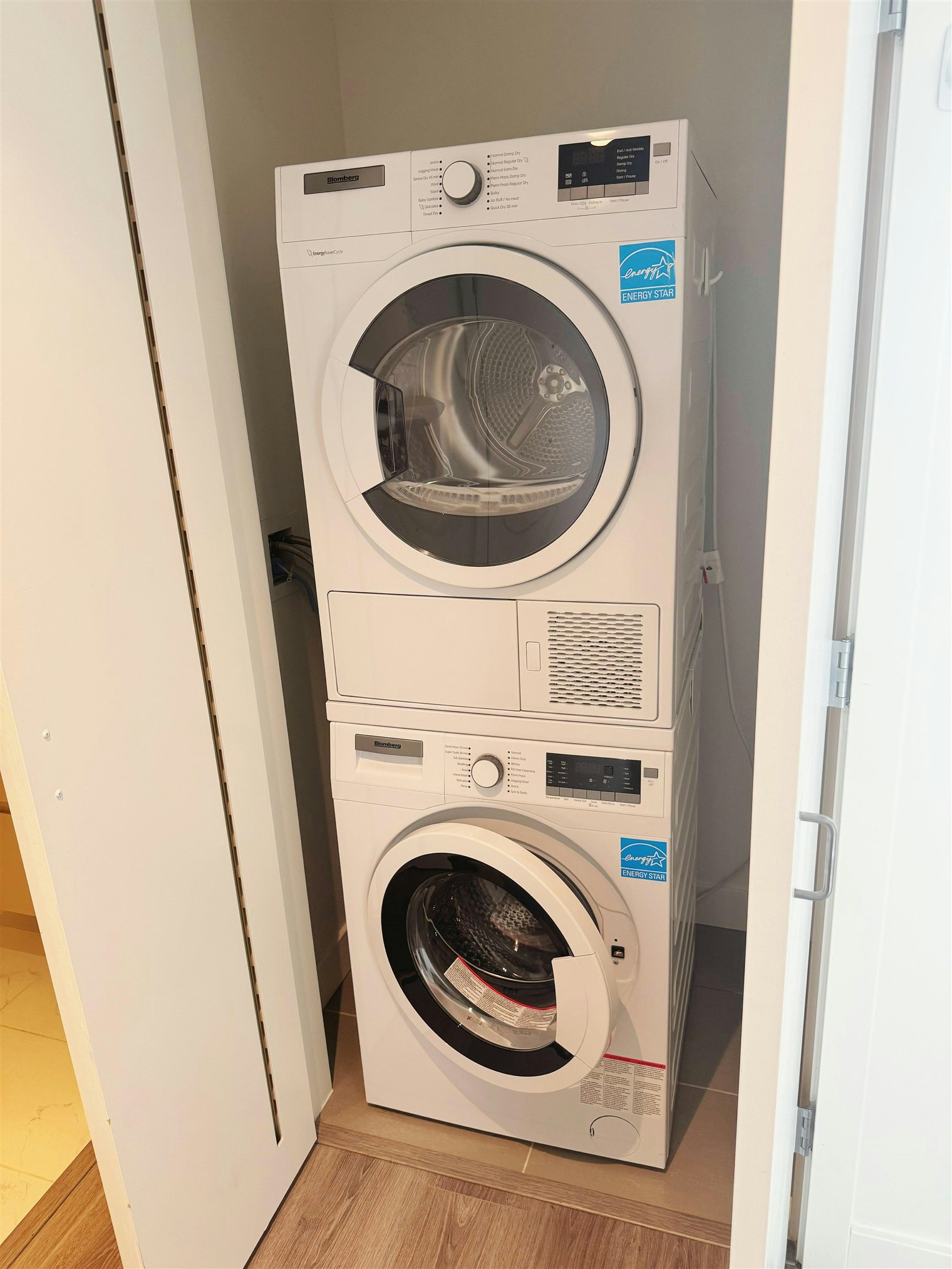 1708-8188 Fraser St, Vancouver, BC, V5X 0J8 - 13