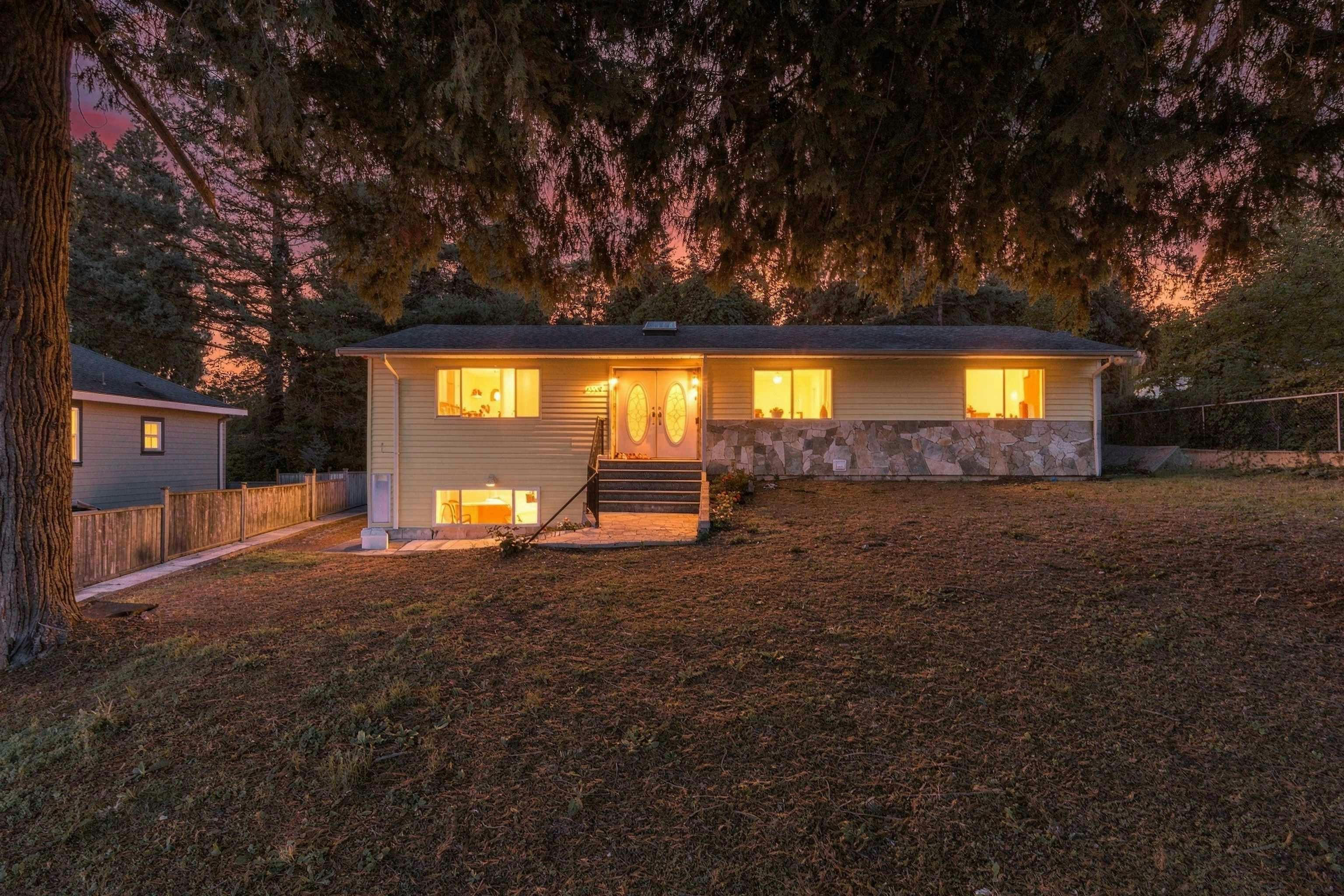 10032 122 Street, Surrey, BC, V3V 4M5
