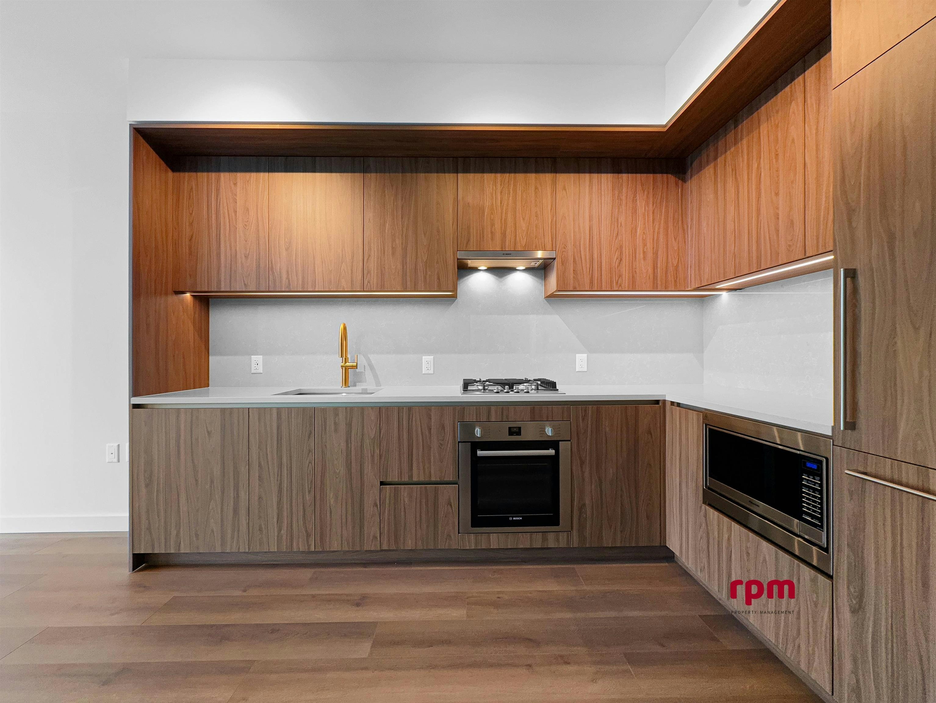 4xx-5987 Wilson Avenue, Burnaby, BC, V5H 0L7 - 2