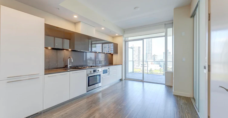 9XX-6383 Mckay Avenue, Burnaby, BC, V5H 0H8