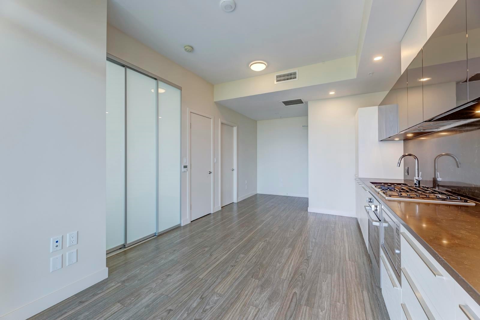 9XX-6383 Mckay Avenue, Burnaby, BC, V5H 0H8 - 3