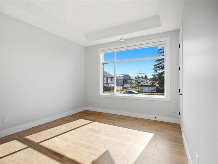 32611 Cherry Avenue, Mission, BC, V2V 2T8 - 2