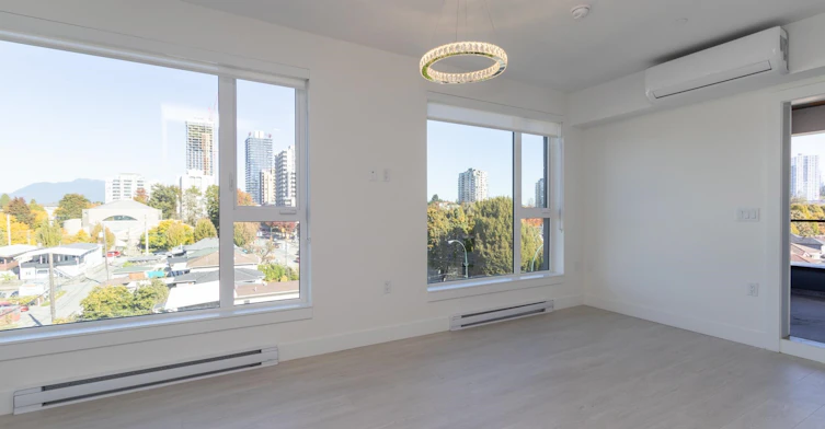 5399 Joyce, Vancouver, BC, V5R 4H3 - 9