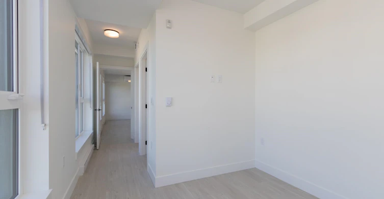 5399 Joyce, Vancouver, BC, V5R 4H3 - 19