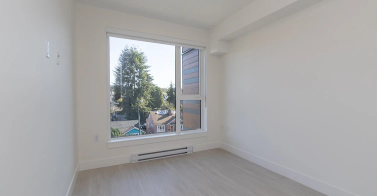 5399 Joyce, Vancouver, BC, V5R 4H3 - 17