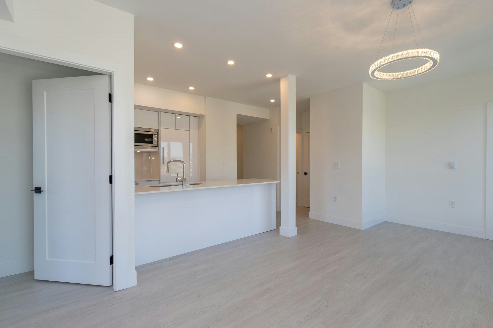 5399 Joyce, Vancouver, BC, V5R 4H3 - 10