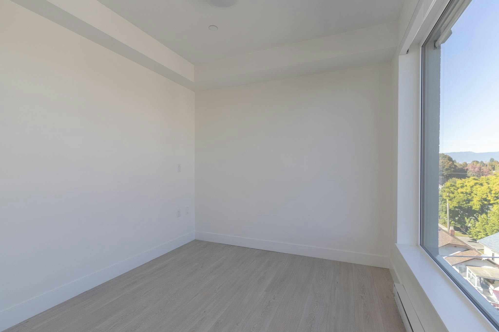 5399 Joyce, Vancouver, BC, V5R 4H3 - 15