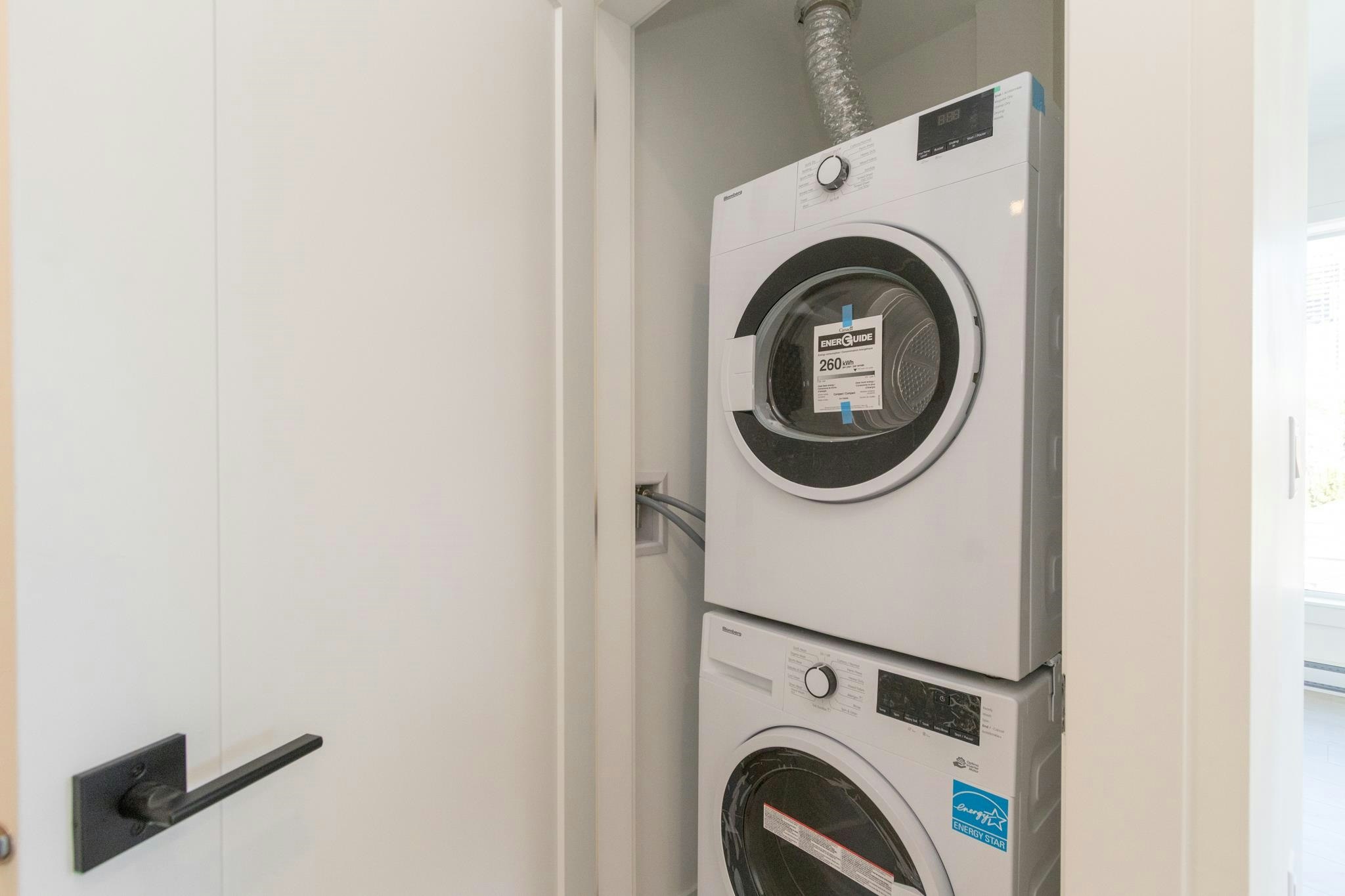 5399 Joyce, Vancouver, BC, V5R 4H3 - 16