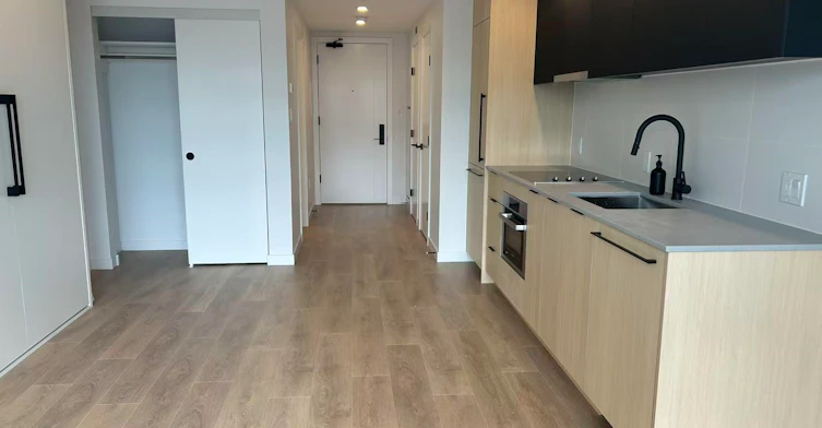 13738 Central Avenue, Surrey, BC, V3T 0X5 - 2