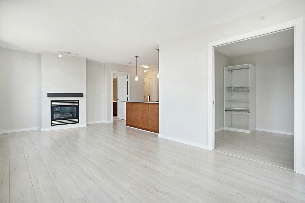 1905-4333 Central Boulevard, Burnaby, BC, V5H 4W8 - 13