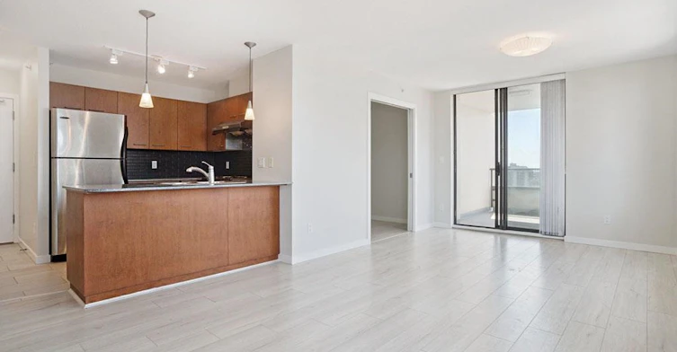 1905-4333 Central Boulevard, Burnaby, BC, V5H 4W8 - 8
