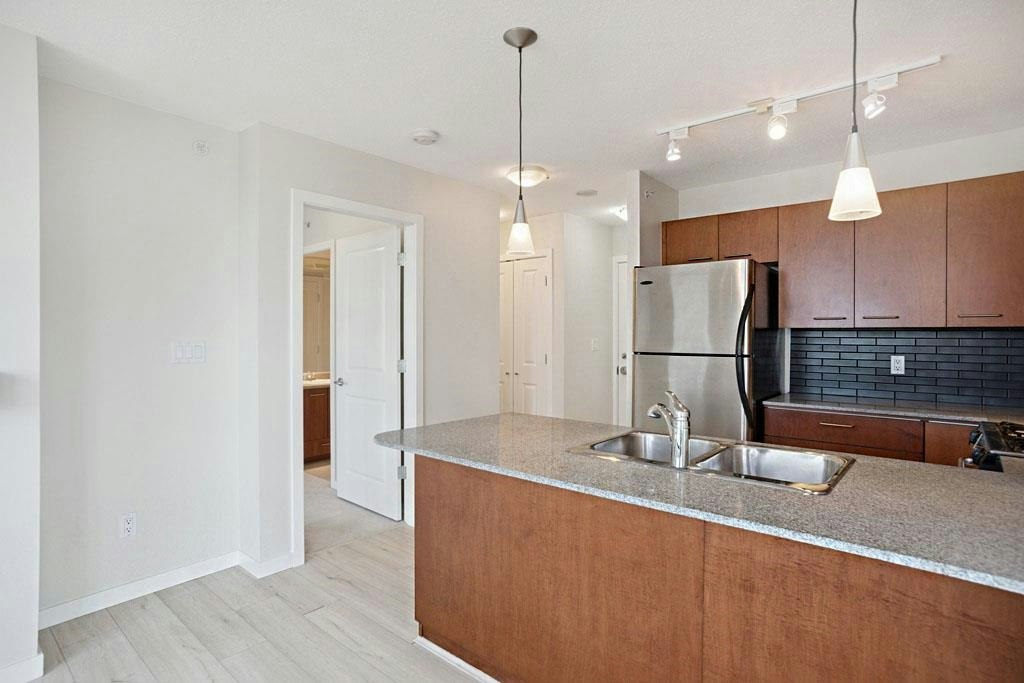 1905-4333 Central Boulevard, Burnaby, BC, V5H 4W8 - 19
