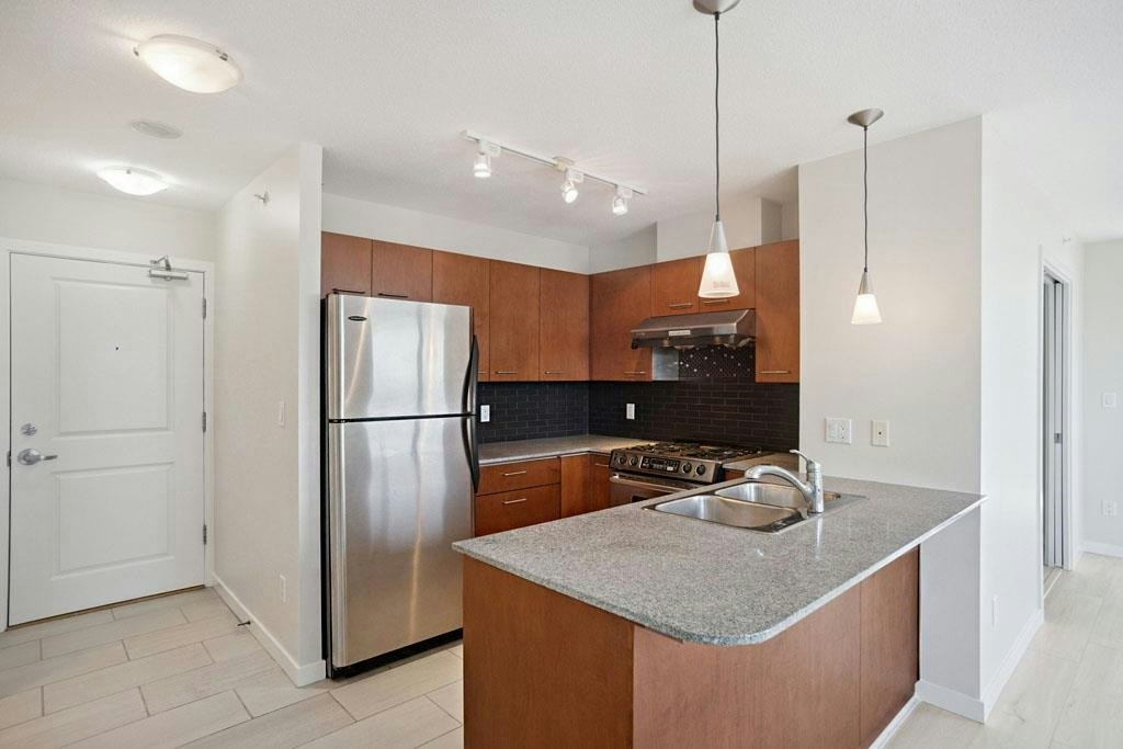 1905-4333 Central Boulevard, Burnaby, BC, V5H 4W8 - 21