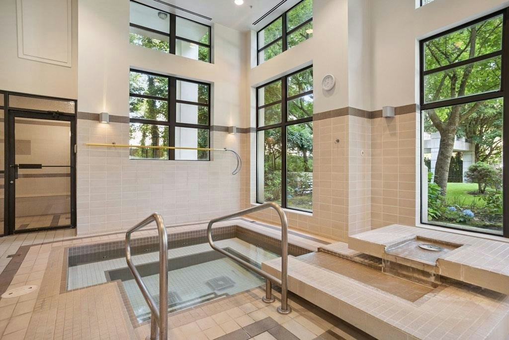 1905-4333 Central Boulevard, Burnaby, BC, V5H 4W8 - 7