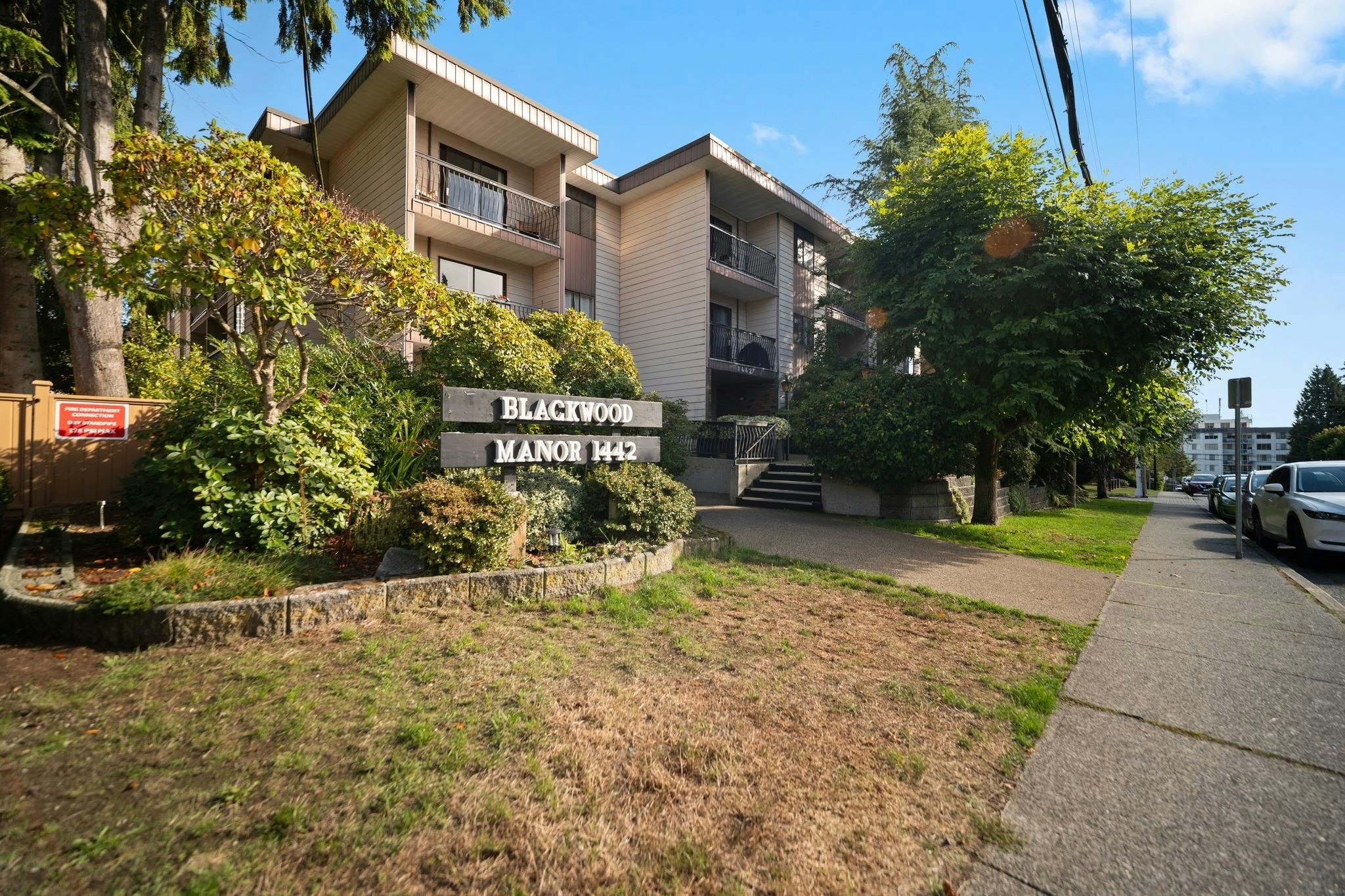 101-1442 Blackwood Street, Surrey, BC, V4B 3V5
