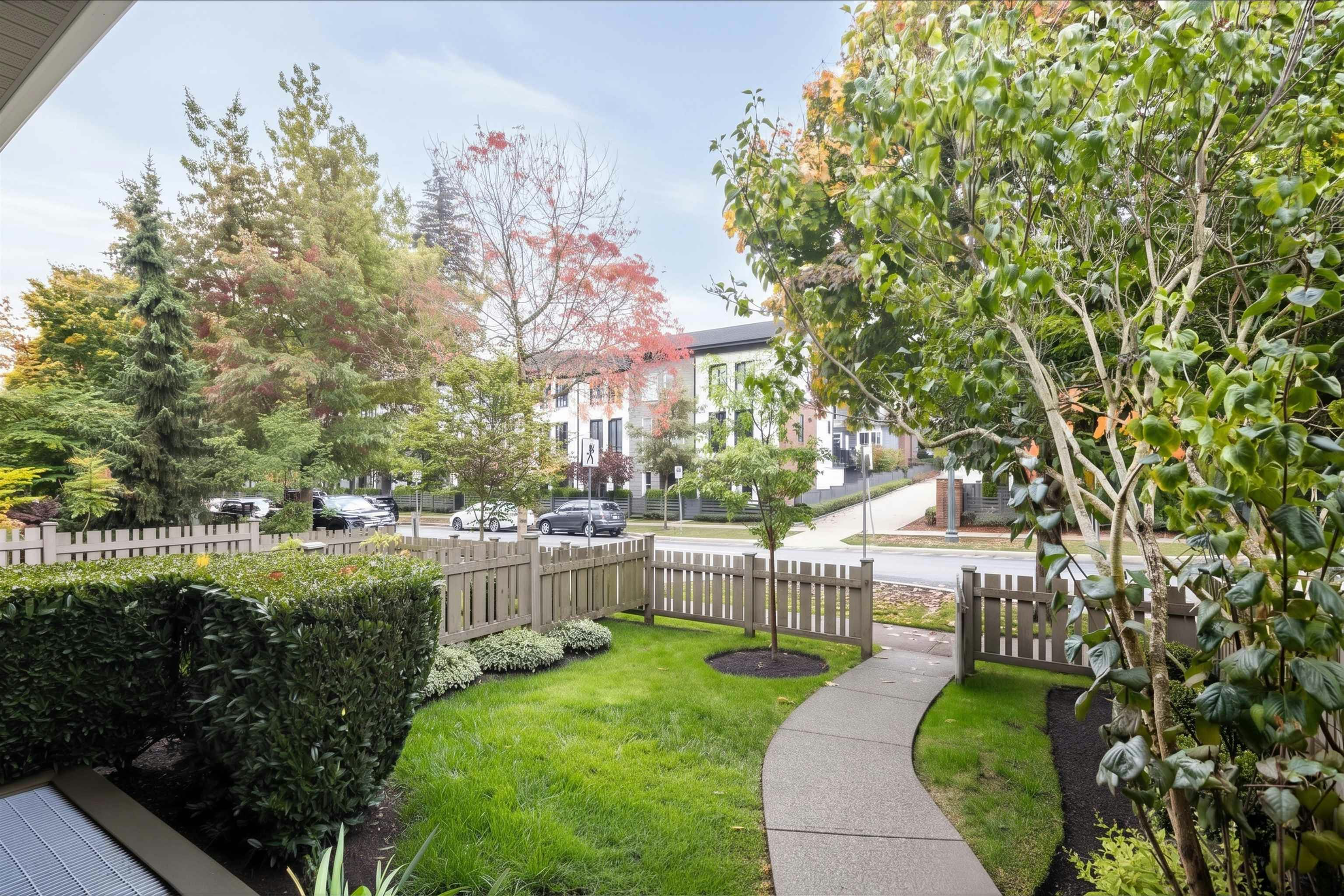 27-2738 158 Street - 3