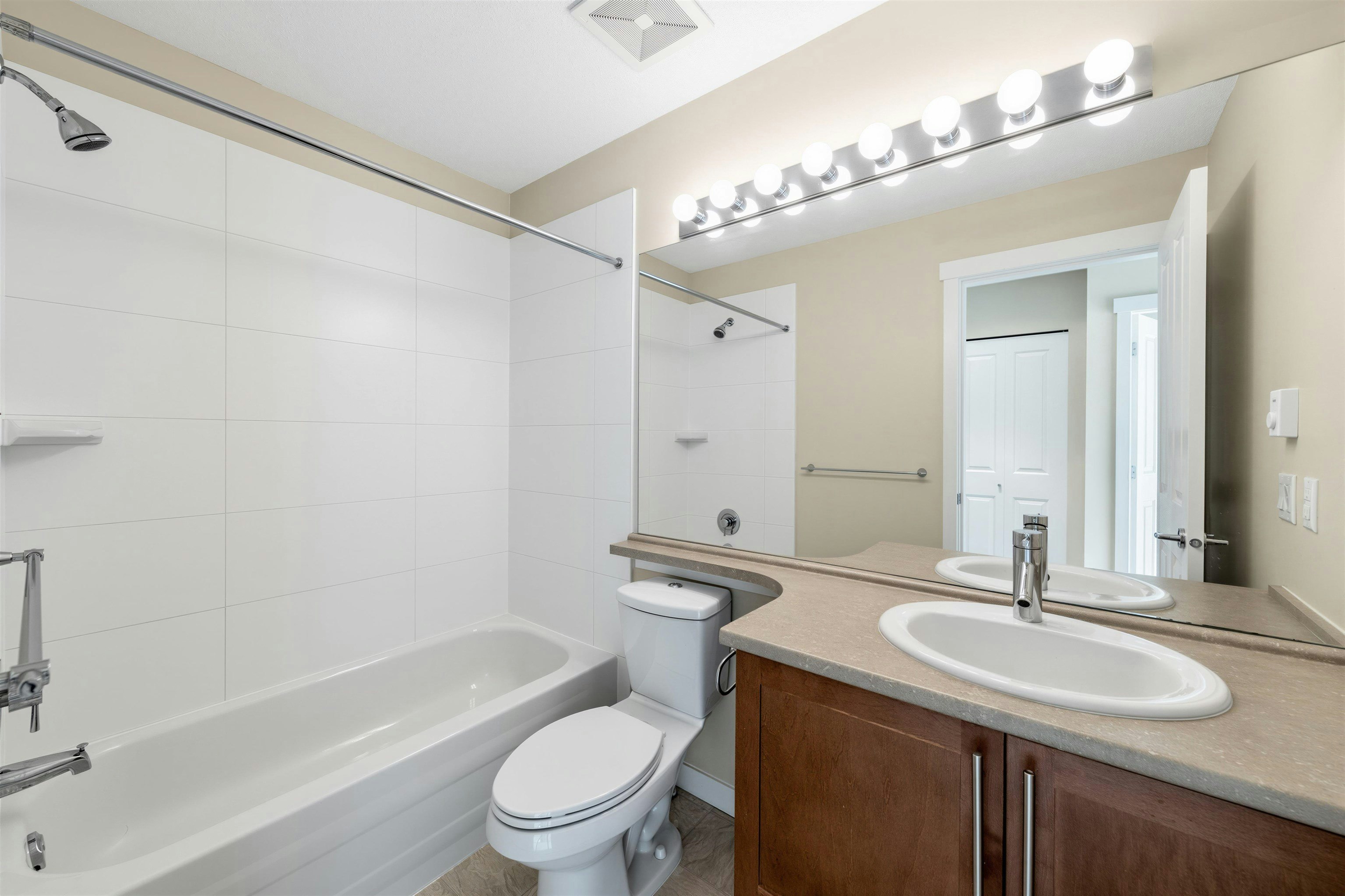 27-2738 158 Street, Surrey, BC, V3Z 3K3 - 27