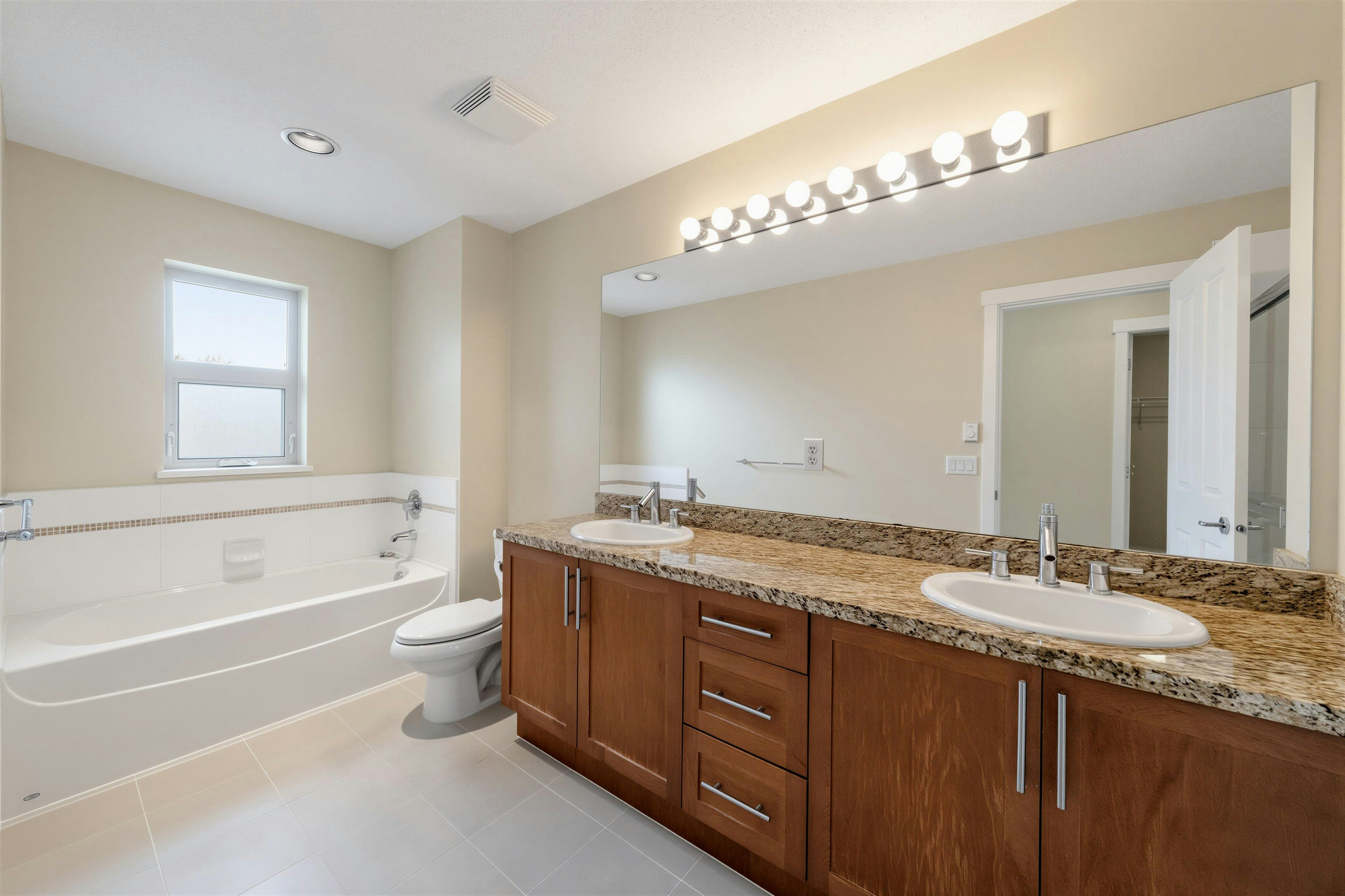 27-2738 158 Street, Surrey, BC, V3Z 3K3 - 12