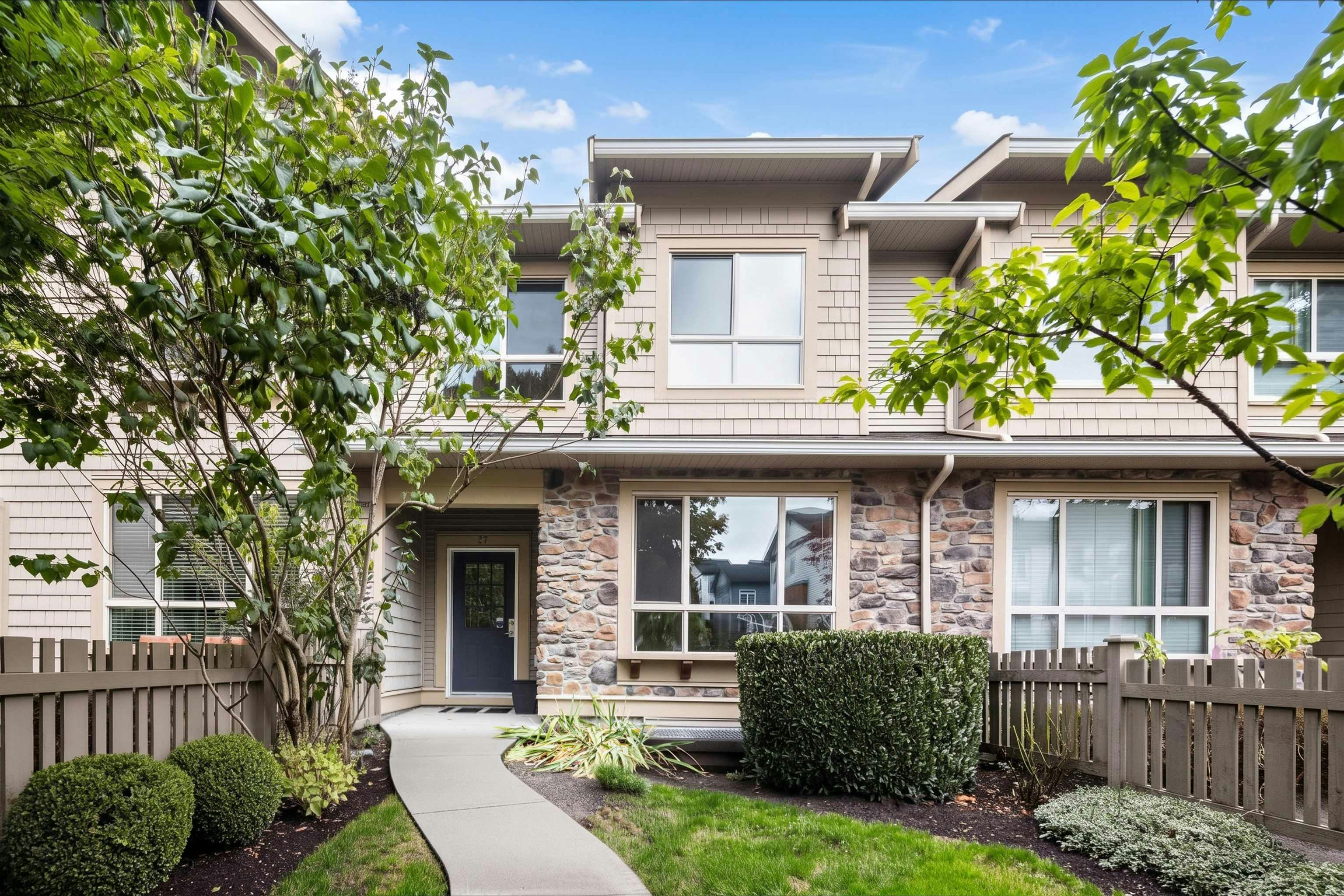27-2738 158 Street - 2