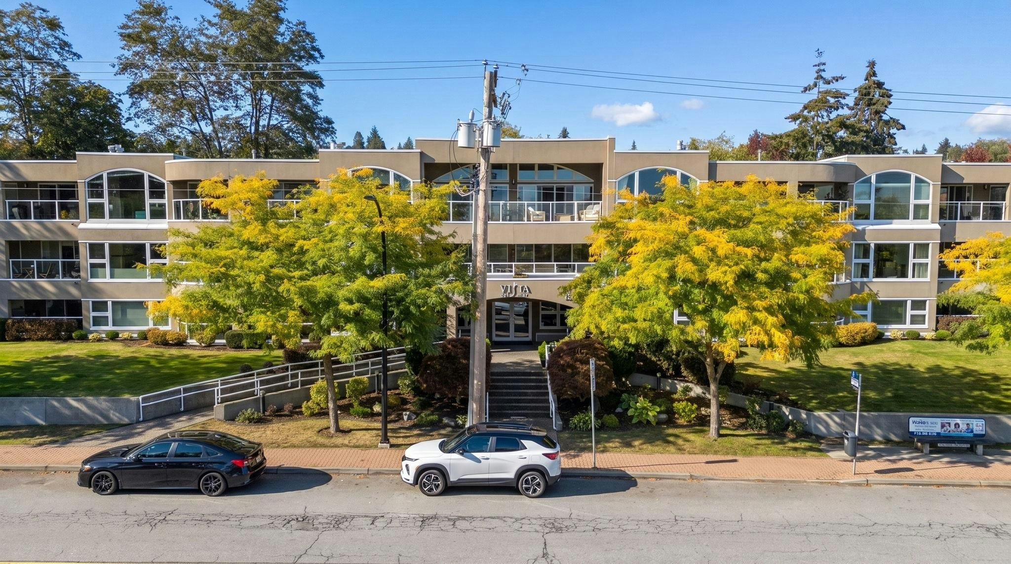 304-15809 Marine Drive, Surrey, BC, V3B 1E7