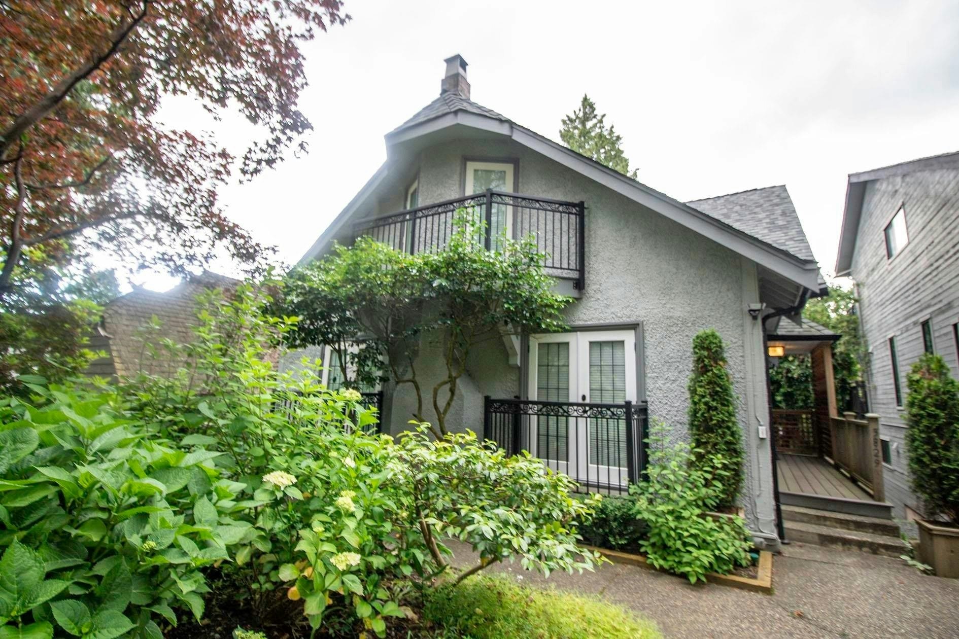 5829 Dunbar Street, Vancouver, BC, V6N 1W8