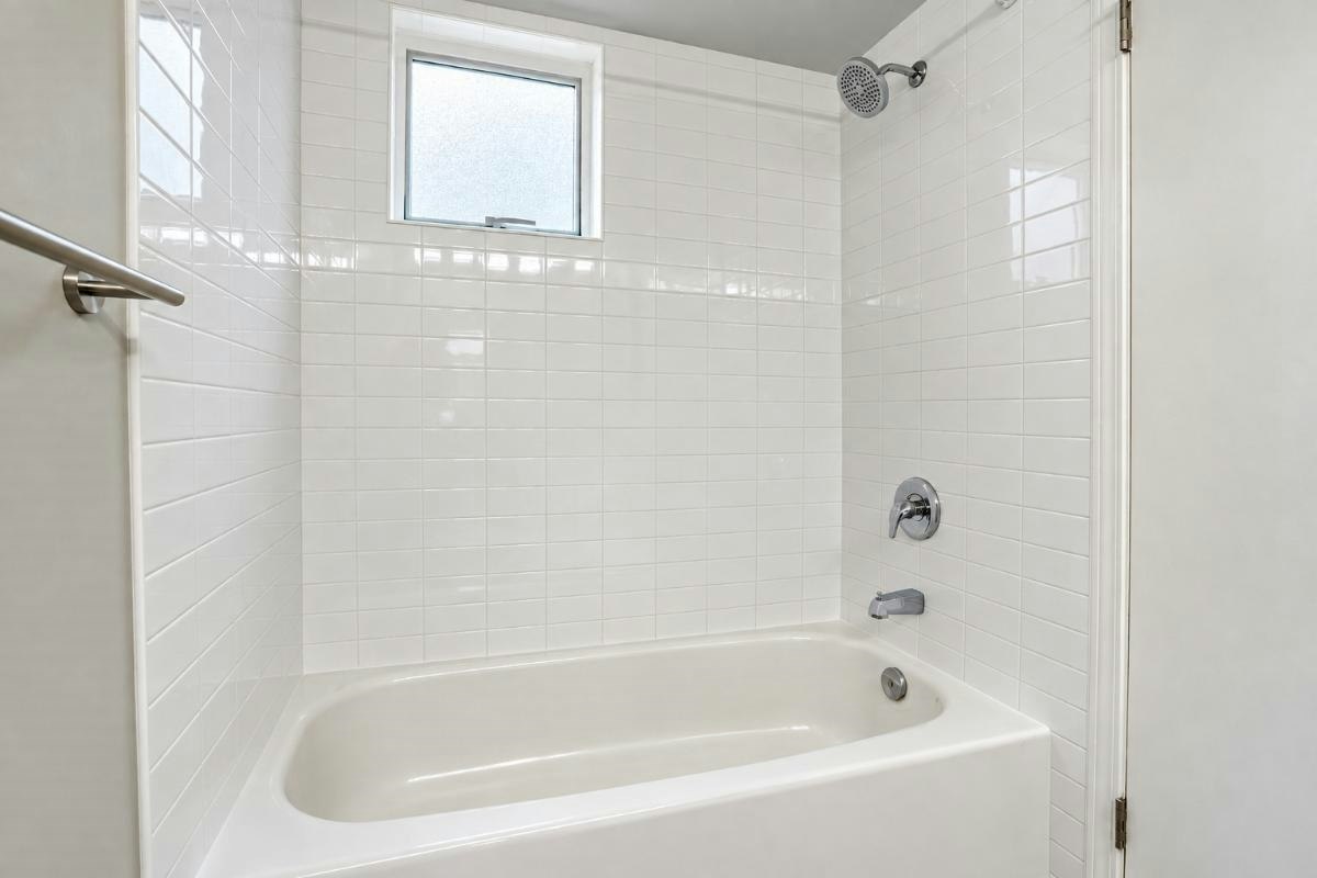 300-2533 Penticton Street, Vancouver, BC, V5M 4T8 - 21