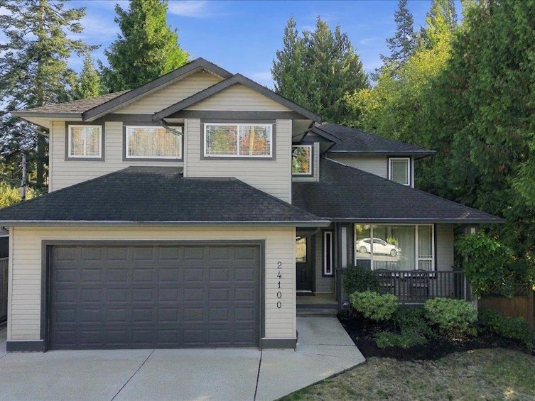 24100 102 Avenue, Maple Ridge, BC, V2W 1J1