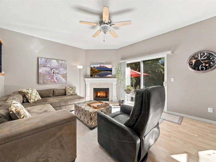 24100 102 Avenue, Maple Ridge, BC, V2W 1J1 - 11