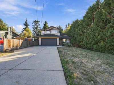 24100 102 Avenue - 2