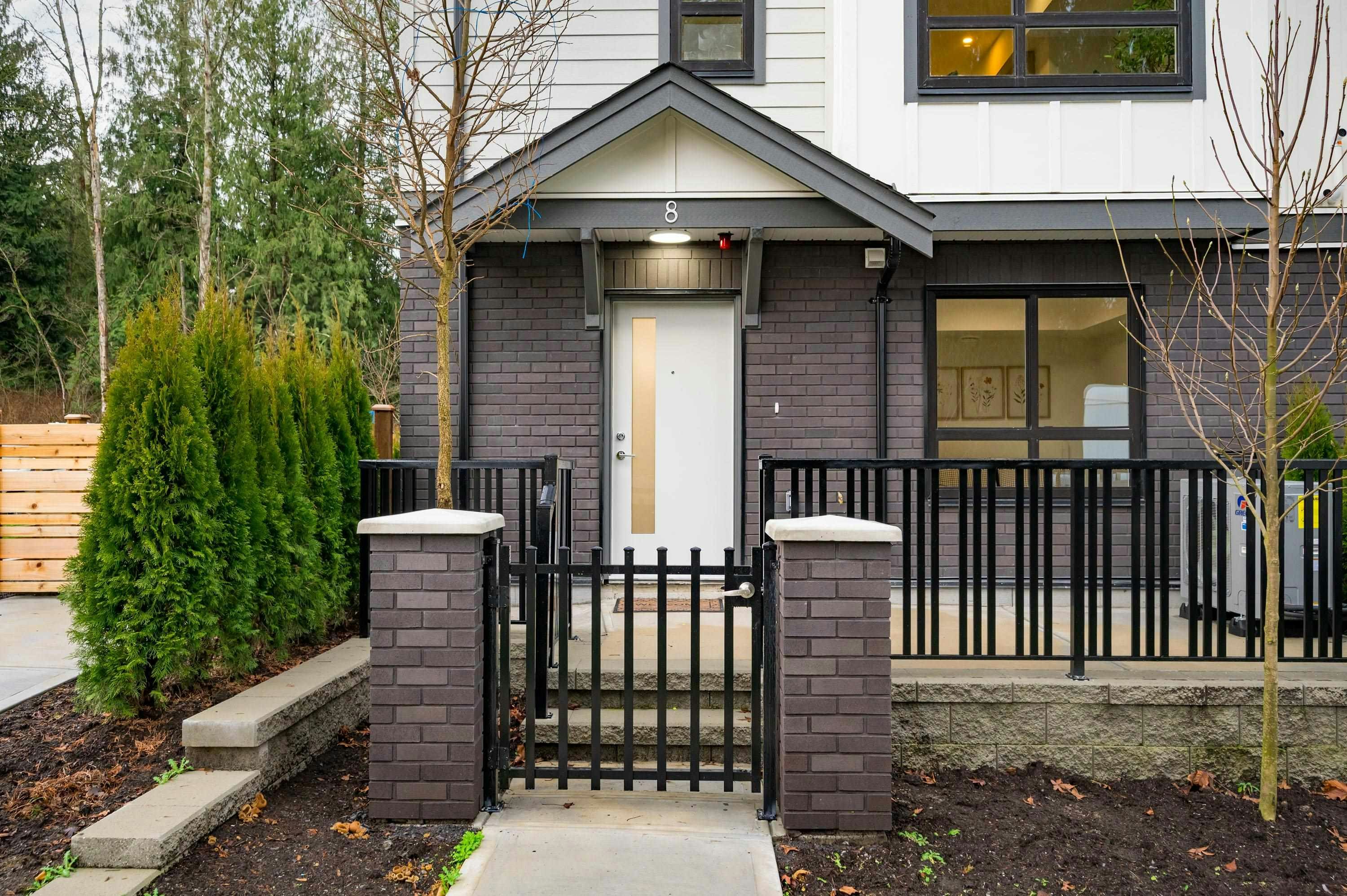 1-5993 143 Street - 2