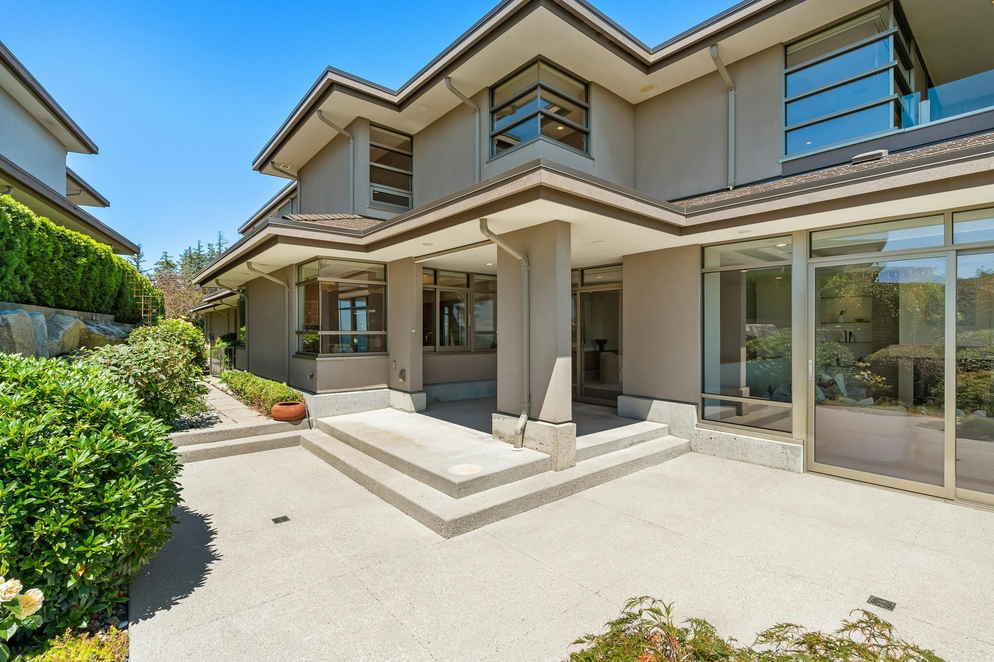 4936 Meadfeild Road, West Vancouver, BC, V7W 3J8 - 24